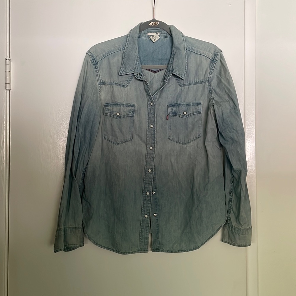 Levi chambray shirt